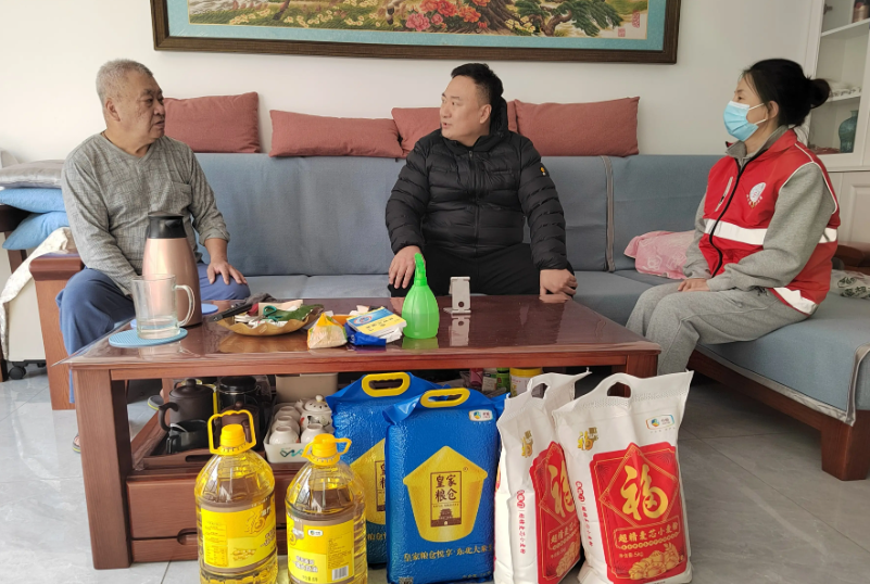 杜占全开展春节前走访慰问活动